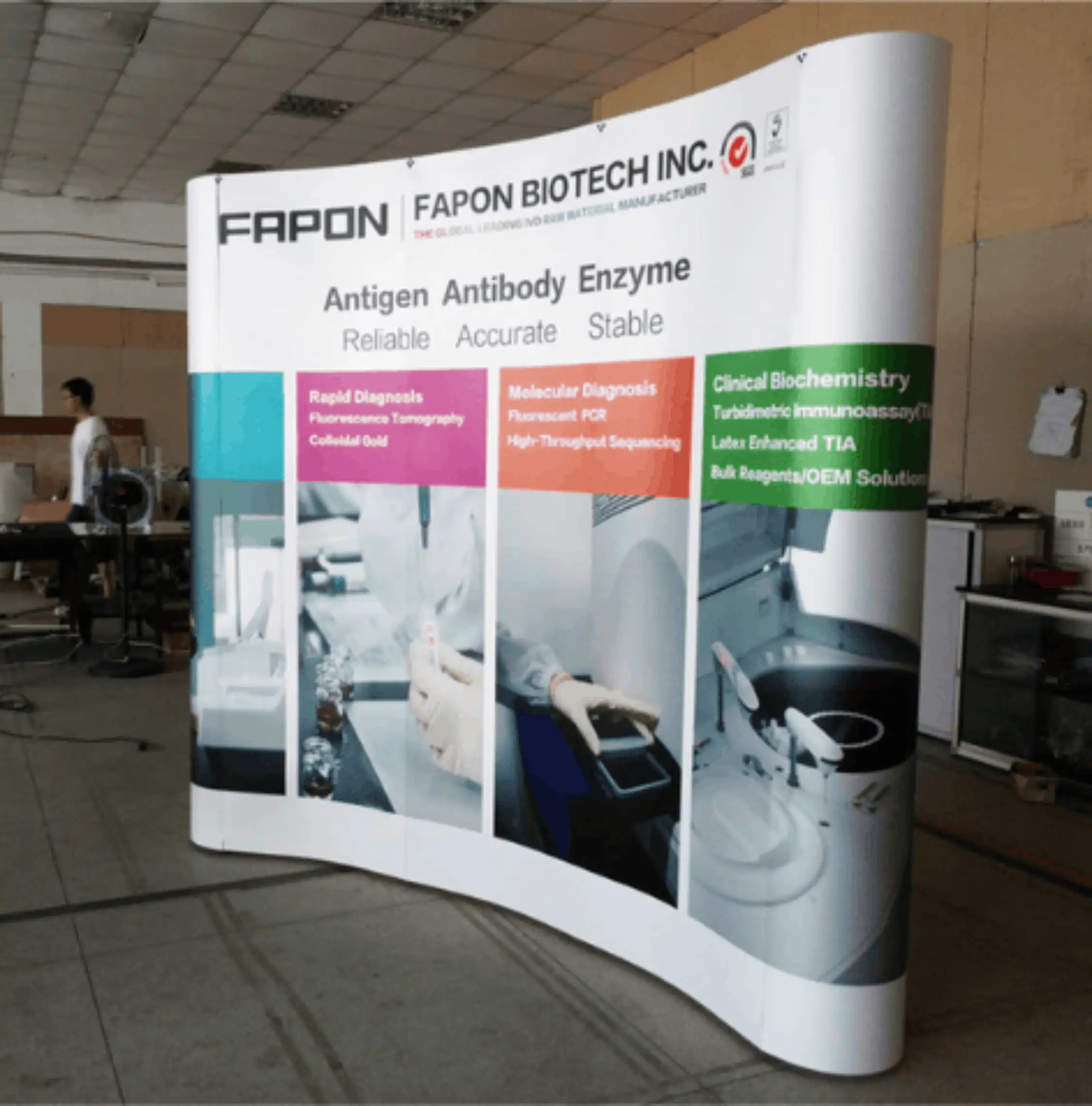 Curved Fabric Exhibition Backdrop Stand for Trade Shows and Events